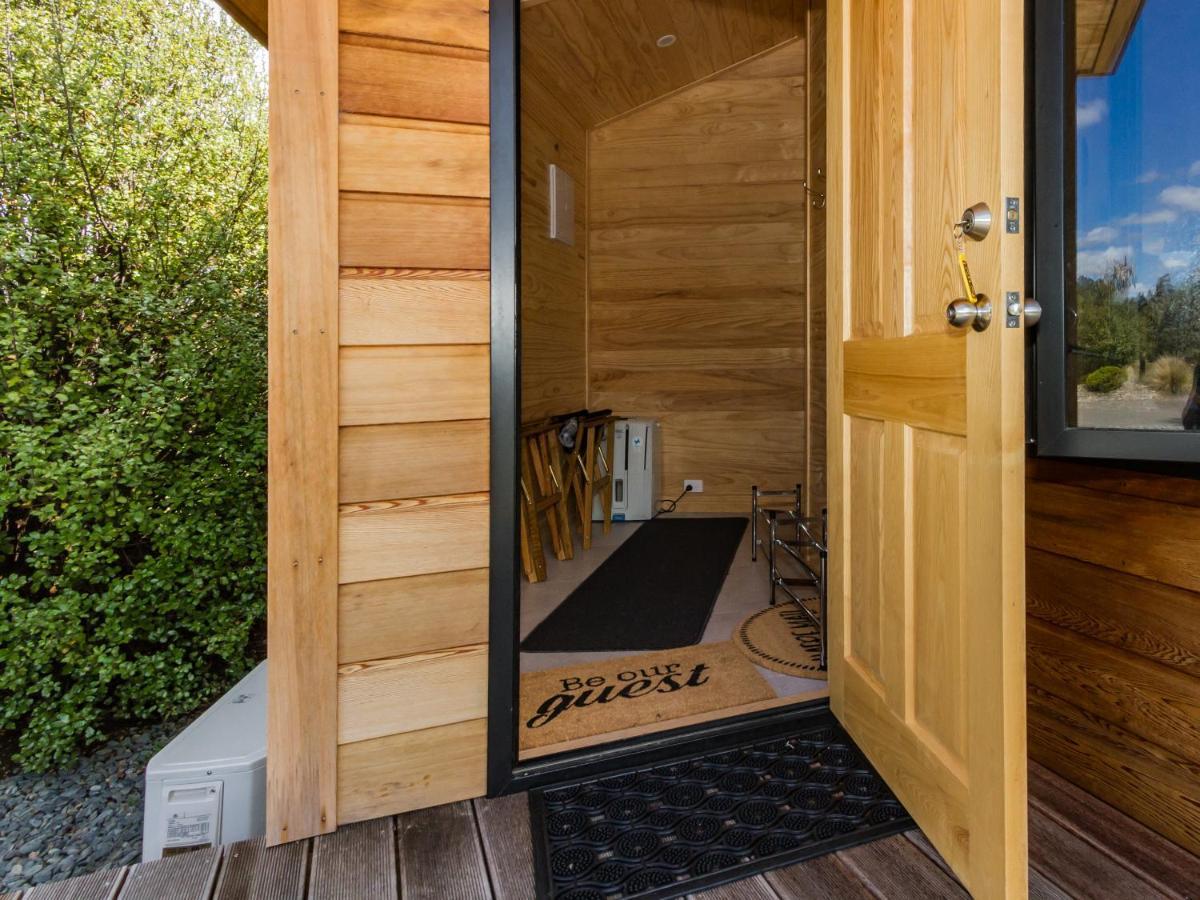 The Snowglobe - Ohakune Modern Yurt Style Chalet Exterior photo