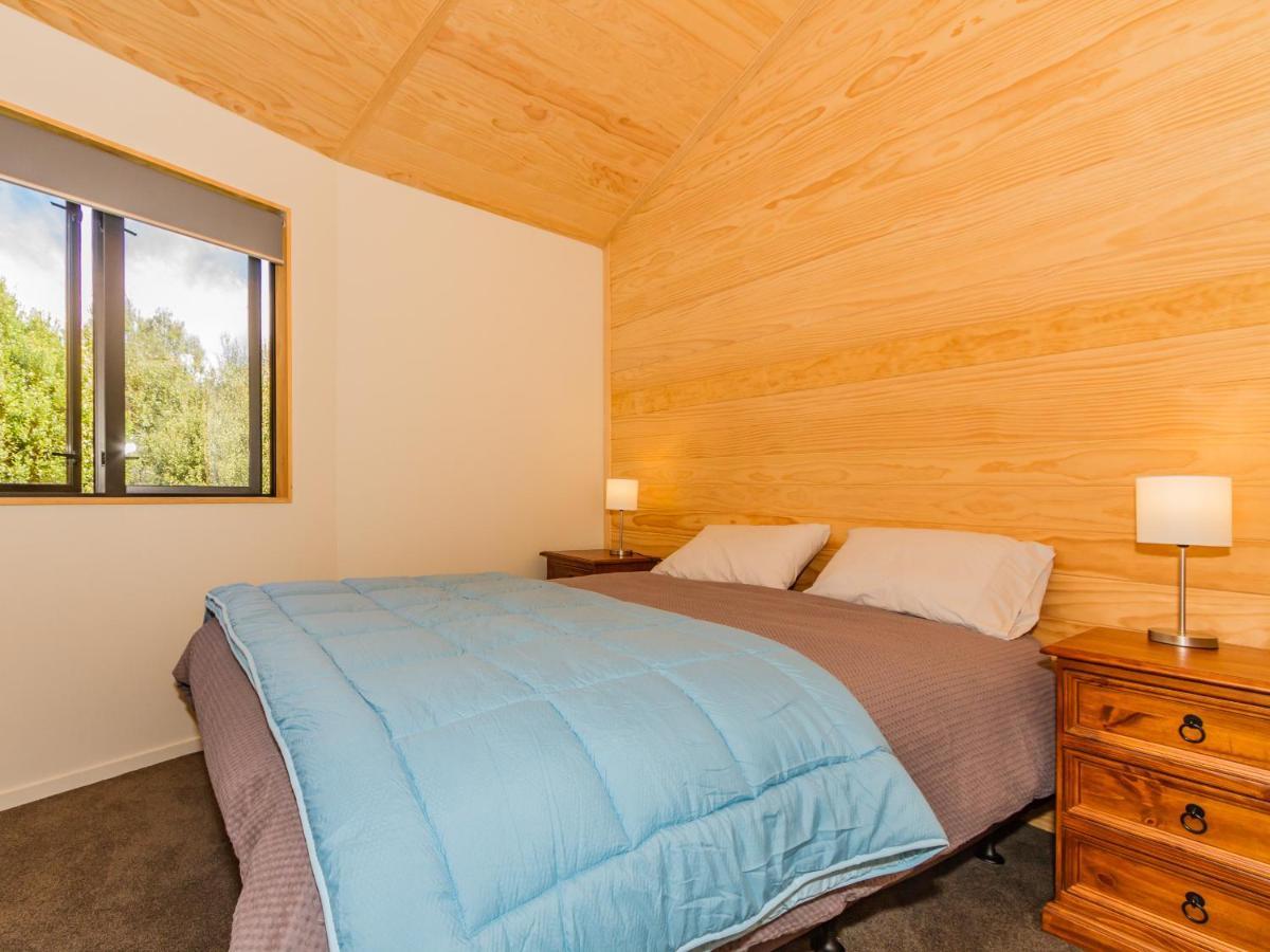 The Snowglobe - Ohakune Modern Yurt Style Chalet Exterior photo